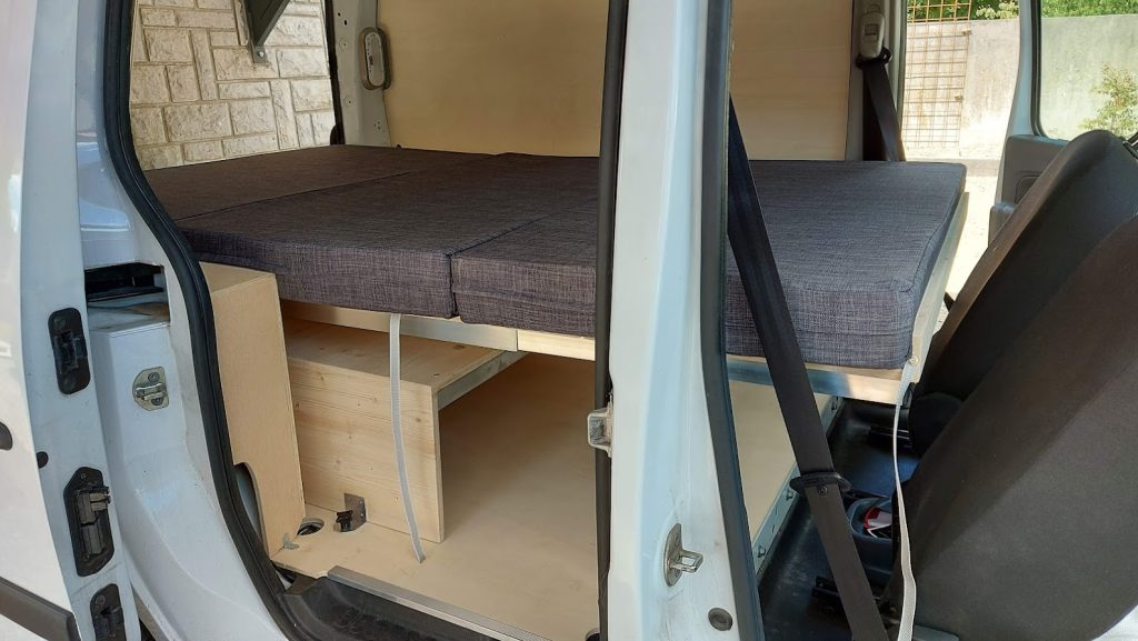 Entreprise artisanale pour l'équipement caravaning basée à Tarbes proche de Pau, Toulouse, Bordeaux...