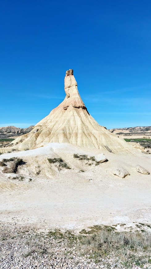 Voyagez dans le désert des Bardenas avec votre kit d'aménagement de véhicule