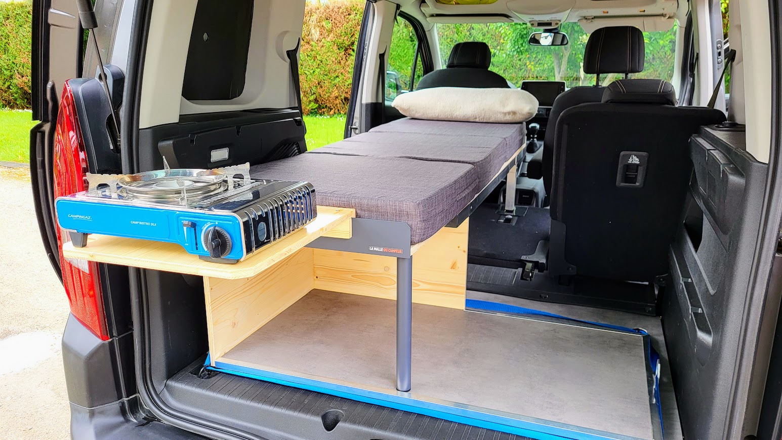 kit pour dormir dans une voiture