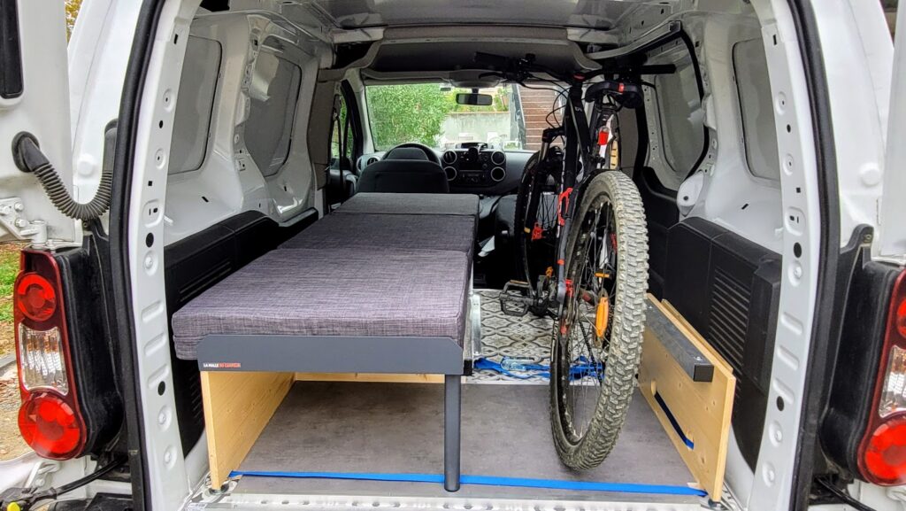 Lit solo pour Partner utilitaire