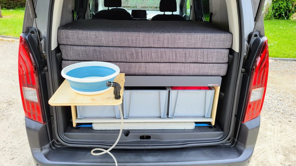 Malle Evasion pour transformer son Berlingo en van.