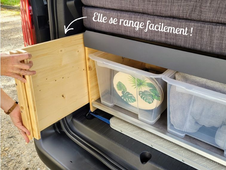 tablette amovible compacte et facile à ranger