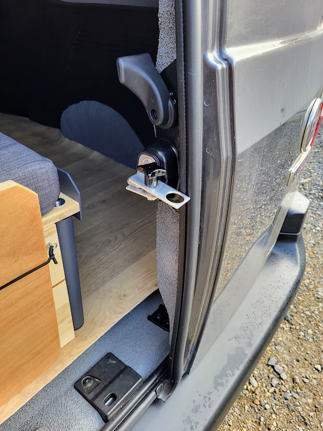 système pour ventiler fourgons et vans